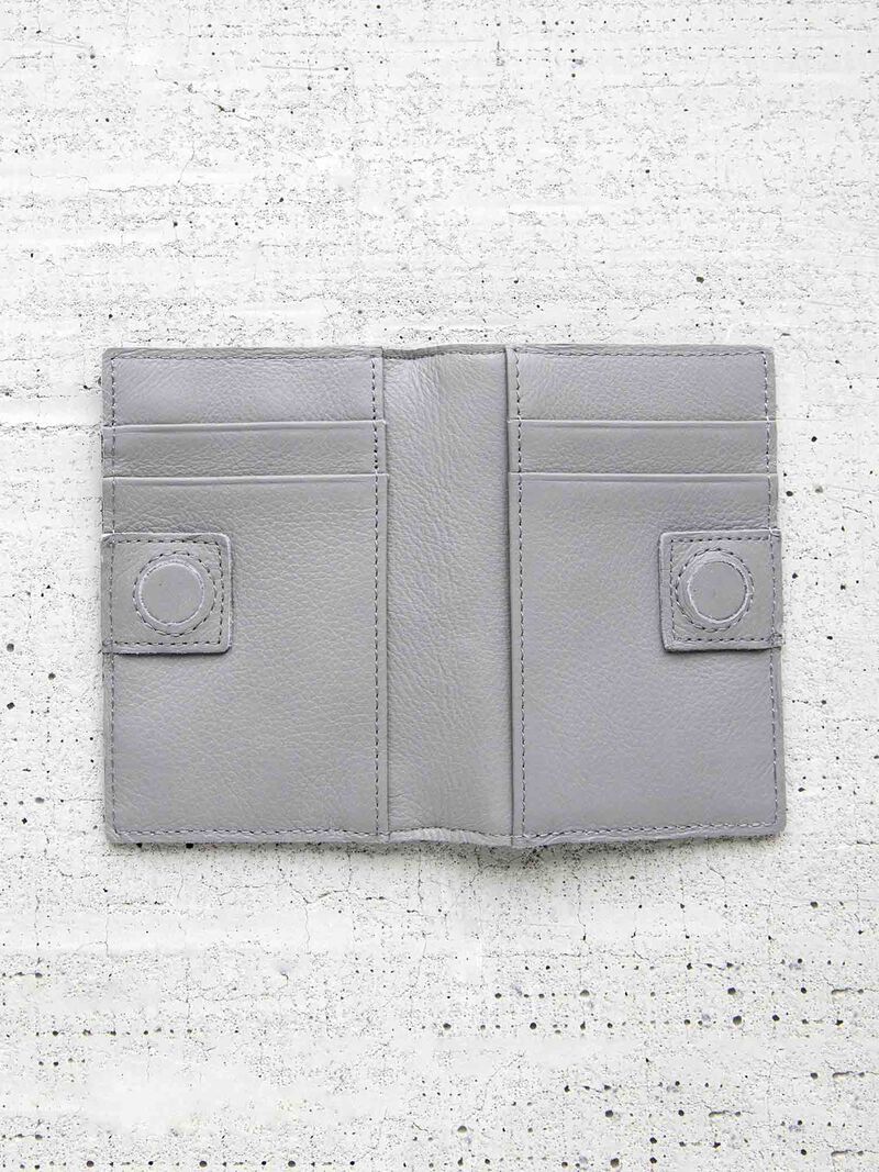 Woman Wears Hammit East Mini Wallet image number 2