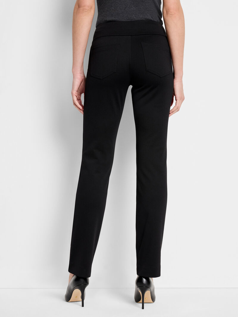 Woman Wears 29.5" Knit Pocket Pant image number 2