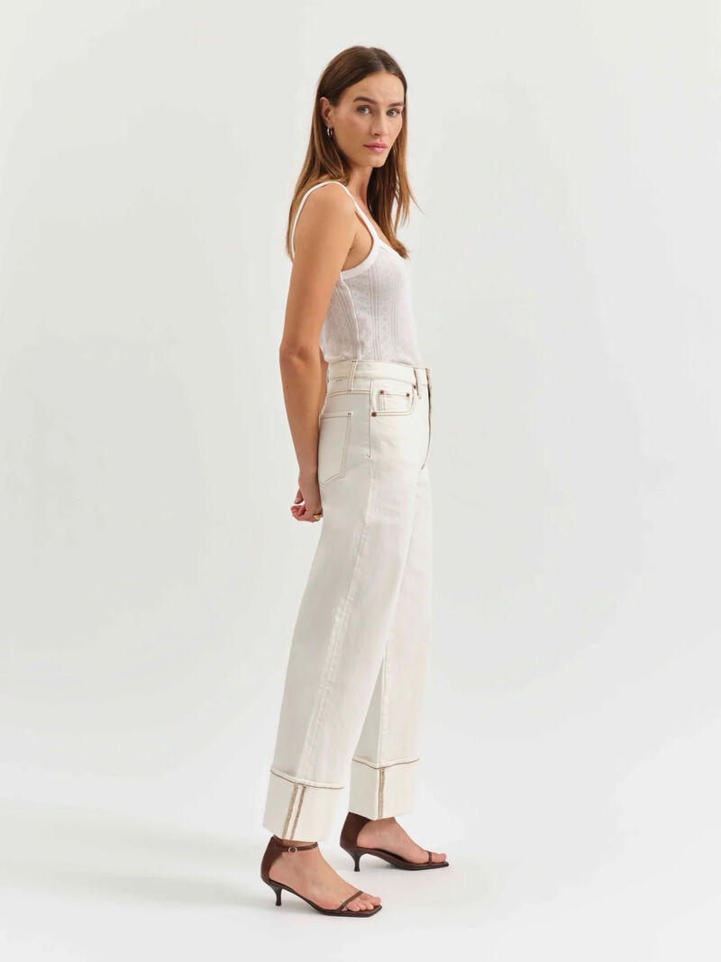 Woman Wears Daze - East Side High-Rise Loose Jean image number 1