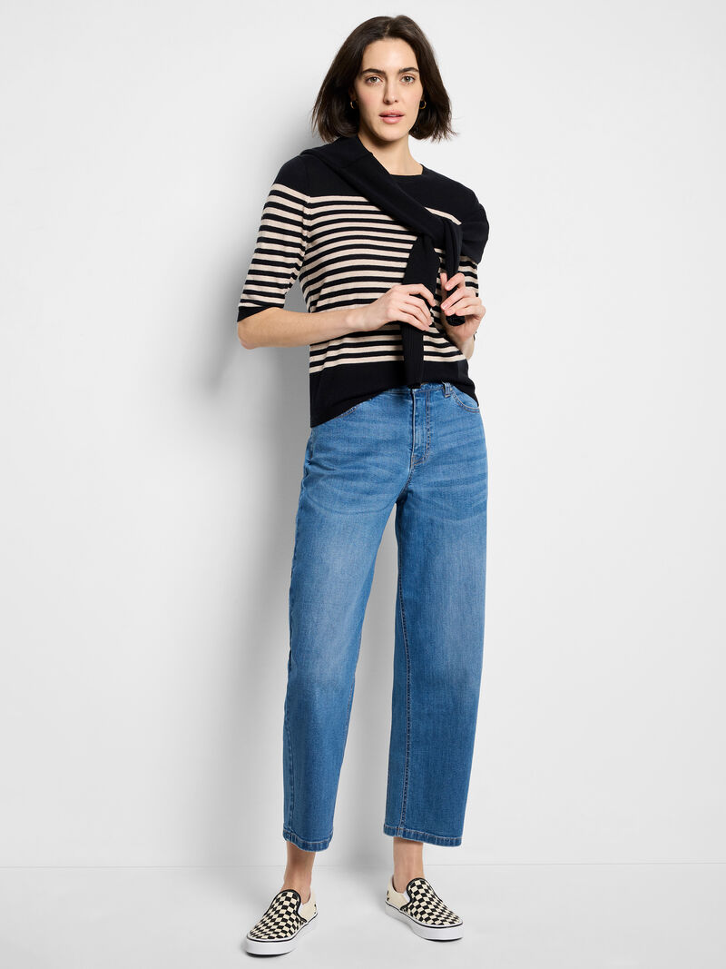 Woman Wears 27" Barrel Leg Jean image number 2
