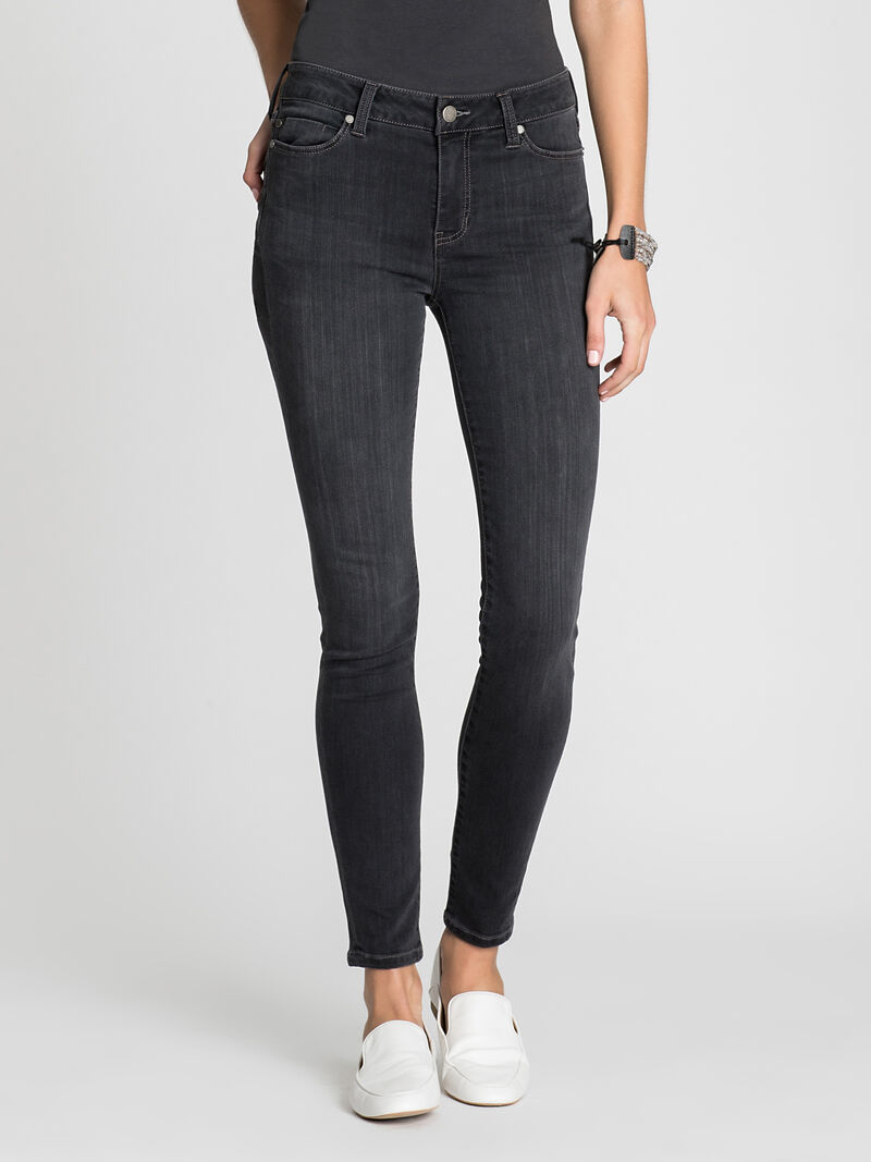 Woman Wears Liverpool Abby Skinny Jean image number 1