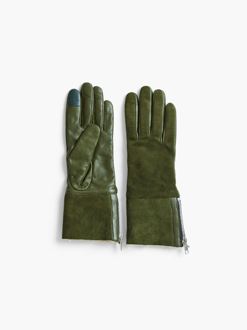 Woman Wears Amato Shearling Glove With Side Zip image number 0