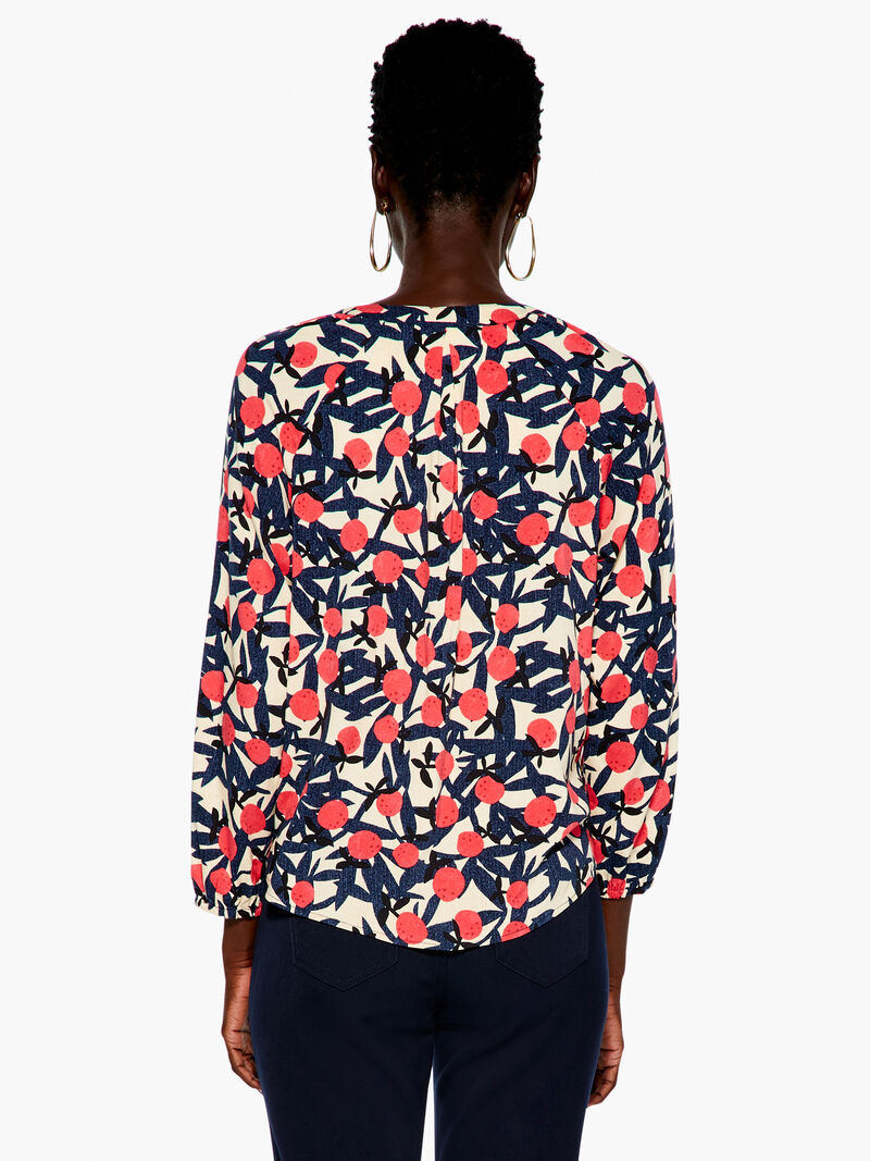 Woman Wears Fresh Squeeze Top image number 3