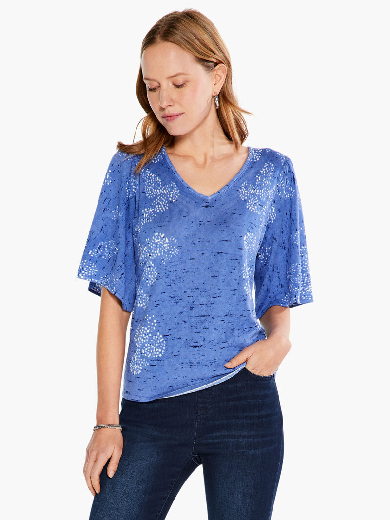
                    Coastline Coral Sweater