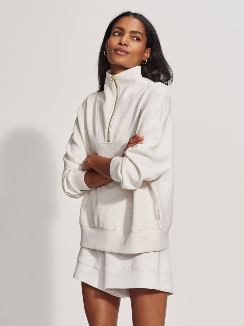 Woman Wears Varley - Hawley Half Zip Sweat image number 4