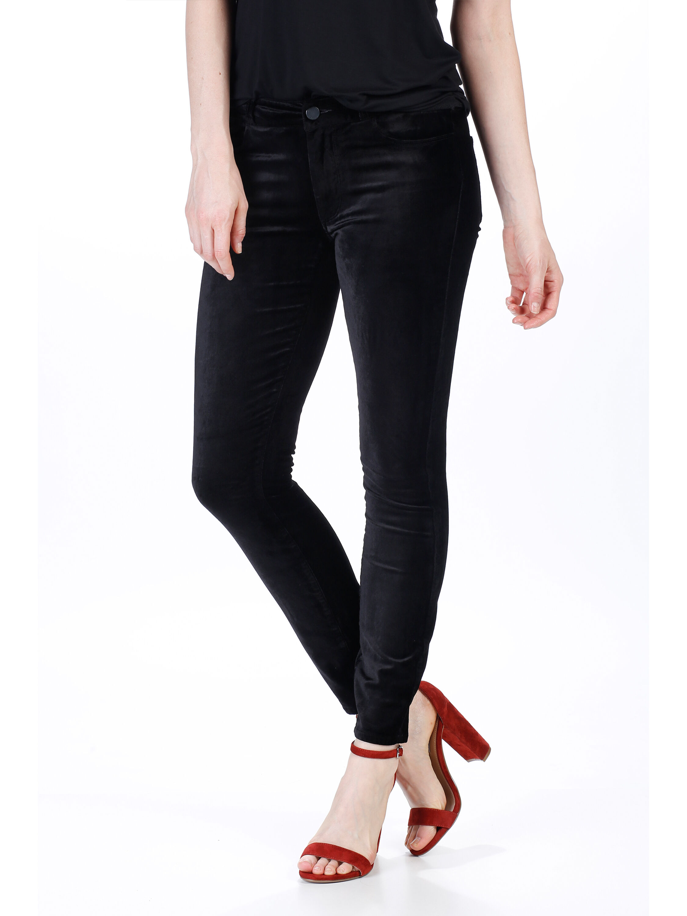 Paige verdugo ankle black top