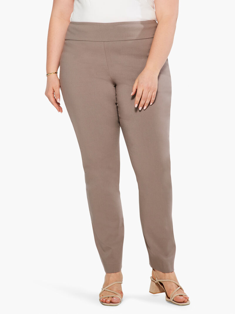 Woman Wears Wonderstretch Pant image number 0