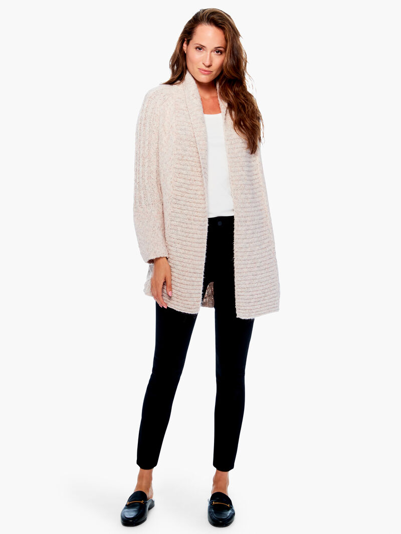 Woman Wears Liverpool - Gia Glider Ankle Skinny Jean image number 3
