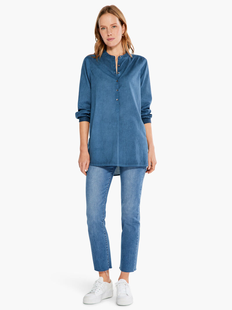 Woman Wears Garden Shirt image number 3