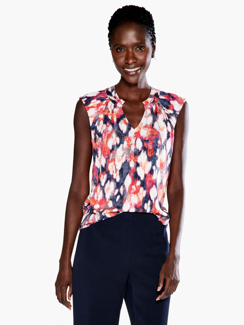 
                    Floral Ikat Live In Tank