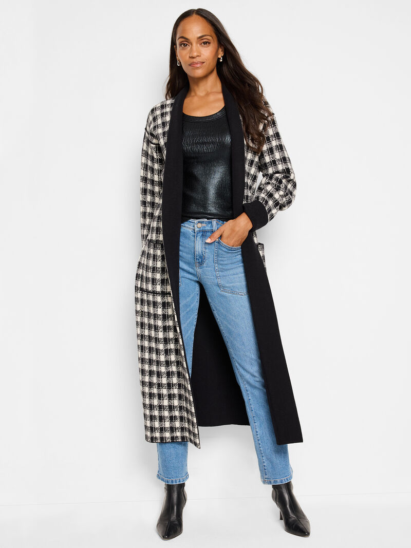 Woman Wears Cool Nights Houndstooth Reversible Jacket image number 3
