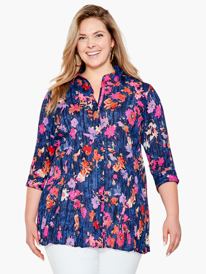 Woman Wears Glowing Blossoms Crinkle Top image number 1
