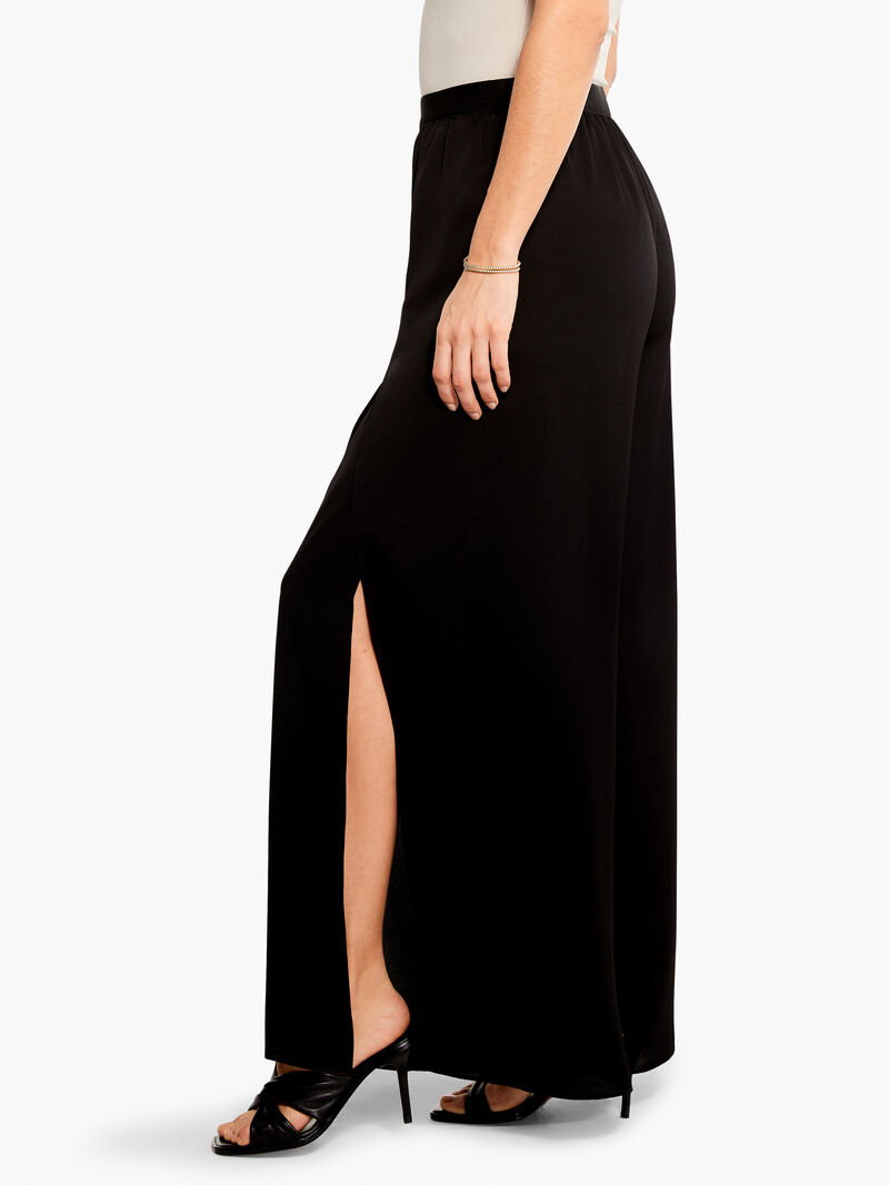 Statement Wide-Leg Pant