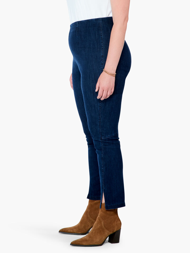 Woman Wears Seams All Day Slim Jean image number 1