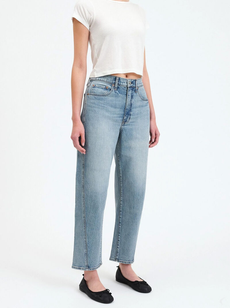 Woman Wears Daze - Westward Barrel Jean image number 1