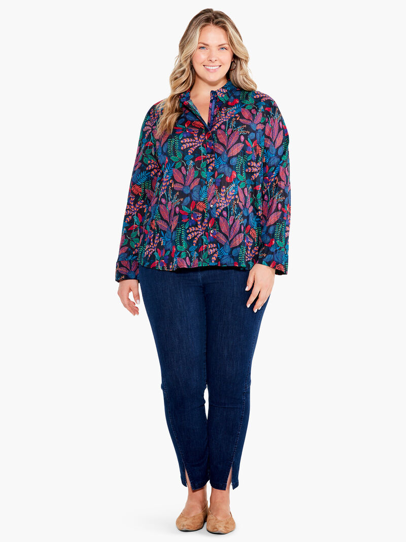 Woman Wears Vibrant Garden Crinkle Shirt image number 3