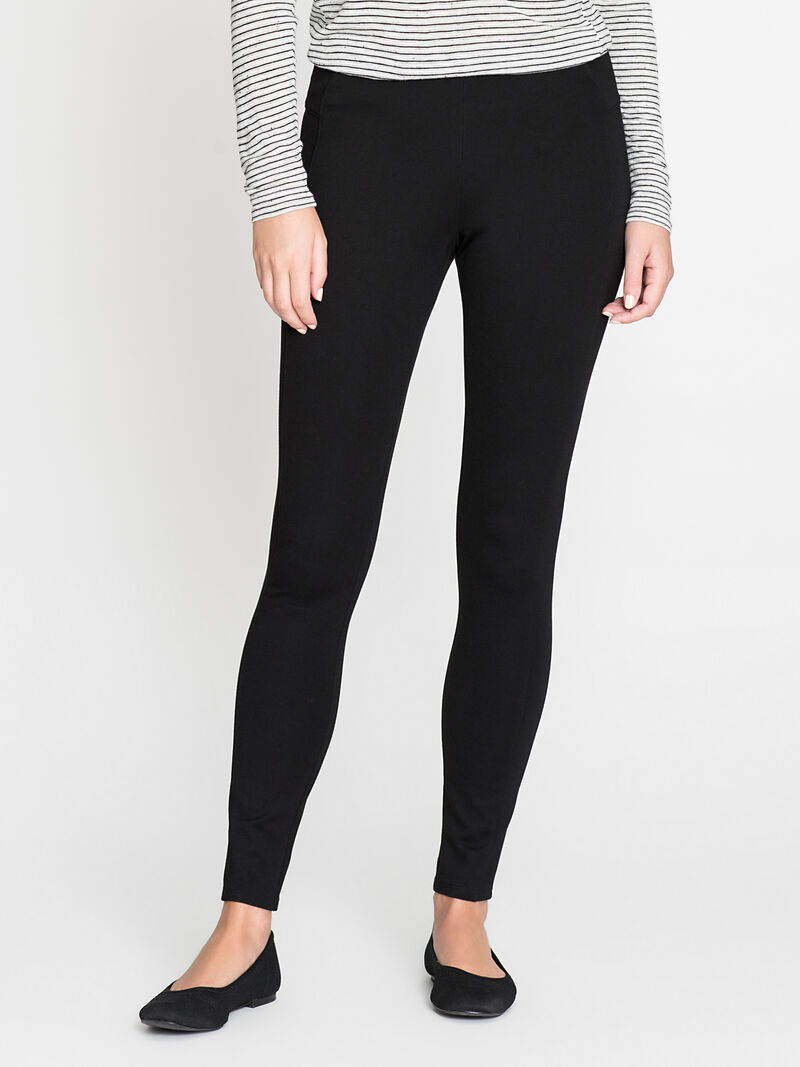Woman Wears Dream Legging image number 0