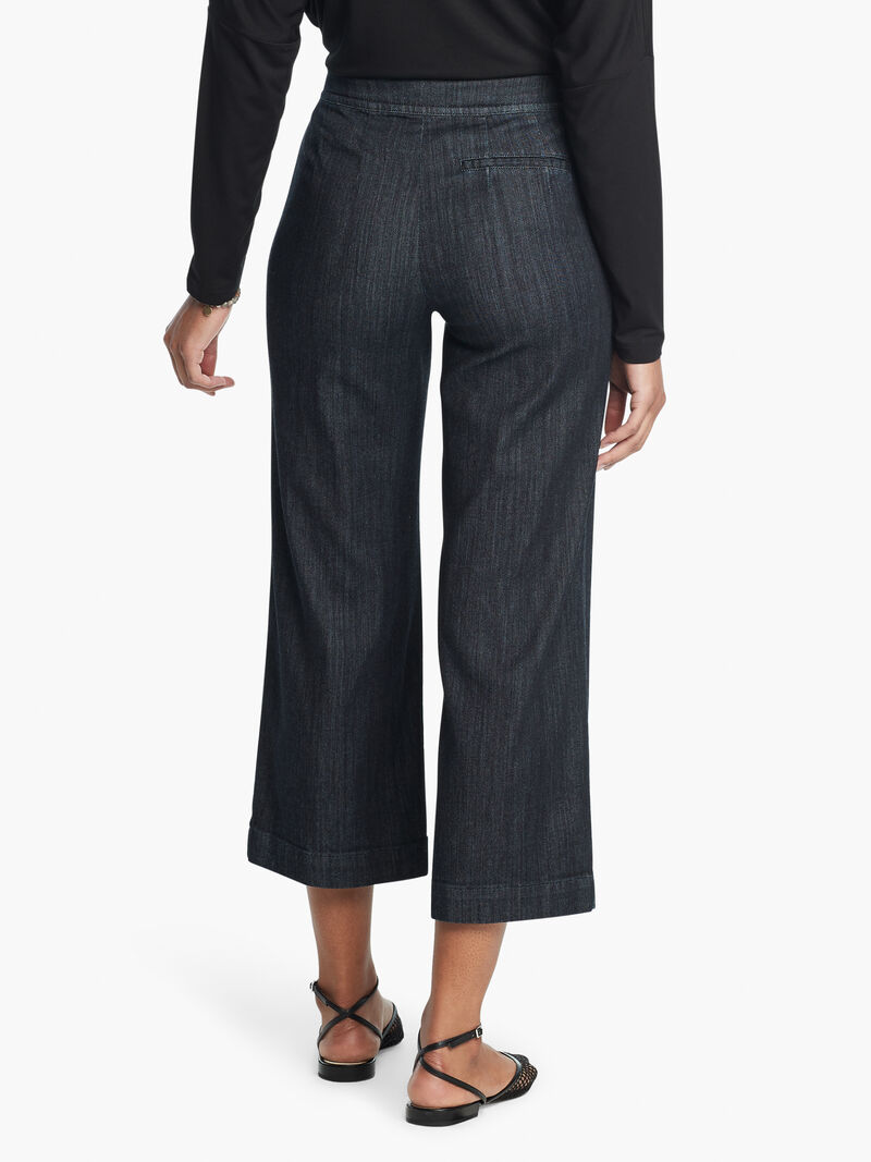 Woman Wears Summer Day Wide-Leg Jean image number 2