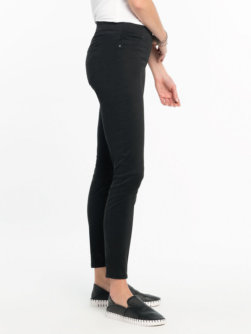 Woman Wears Liverpool Zoe Skinny Jean image number 1