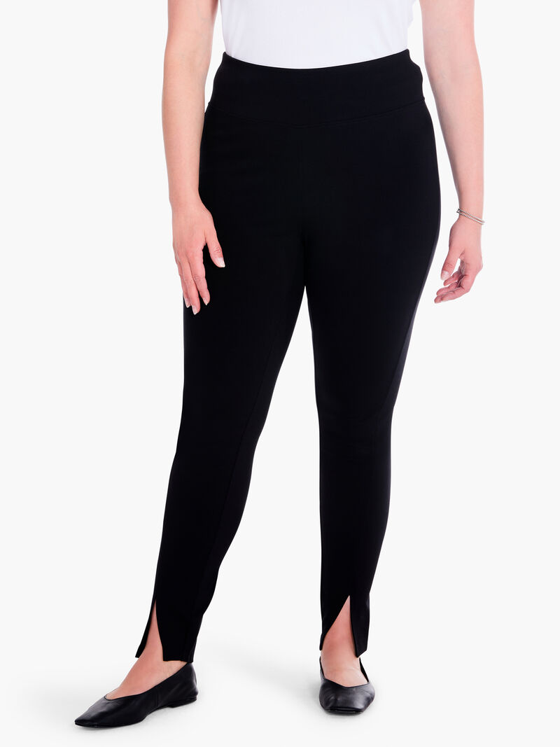 Woman Wears 28" Ponte Ankle Legging image number 0