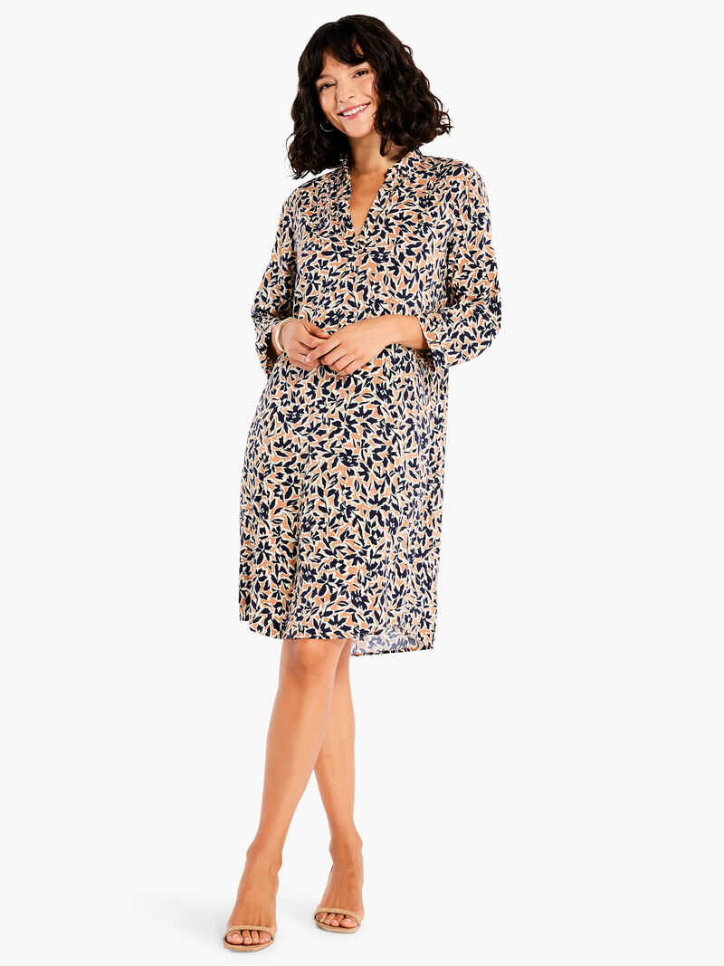 Woman Wears Day Shade Live In Dress image number 3