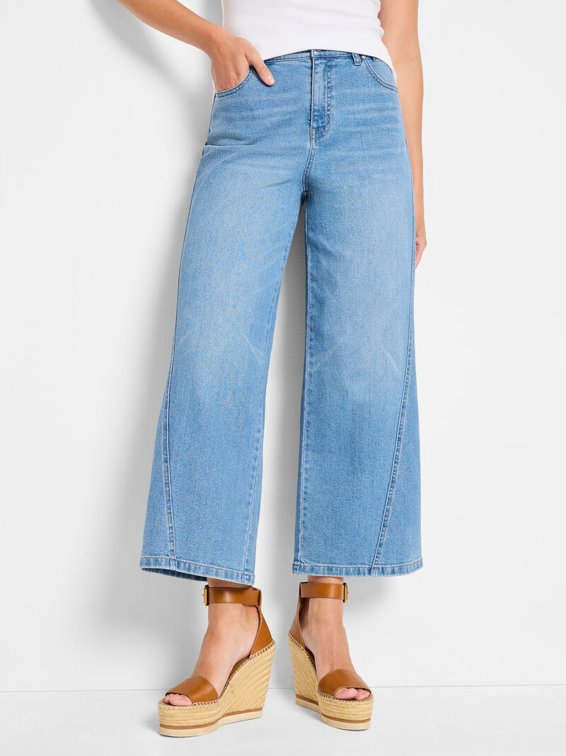 Woman Wears 28" Forward Seam Weekend Jeans image number 0