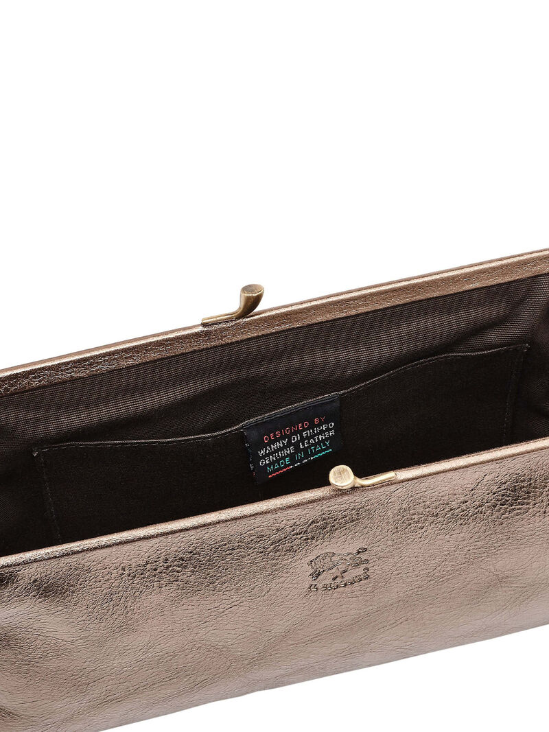 Il Bisonte -  Small Snap Close Clutch