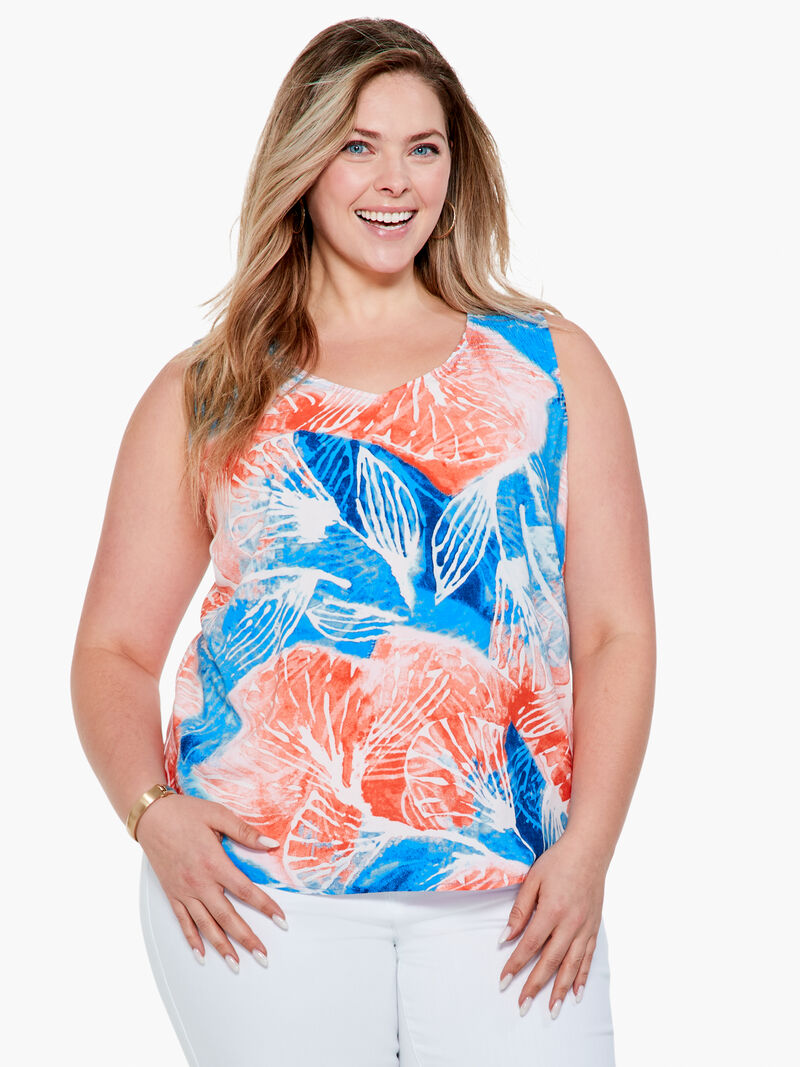 Woman Wears Watercolor Blooms Tank image number 0