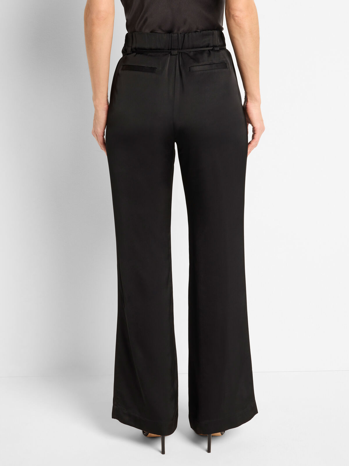 Social Edit Front Slit Pant