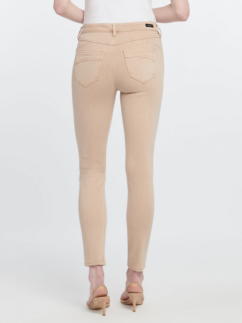 Woman Wears Liverpool - Piper Hugger Ankle Skinny Jean image number 3