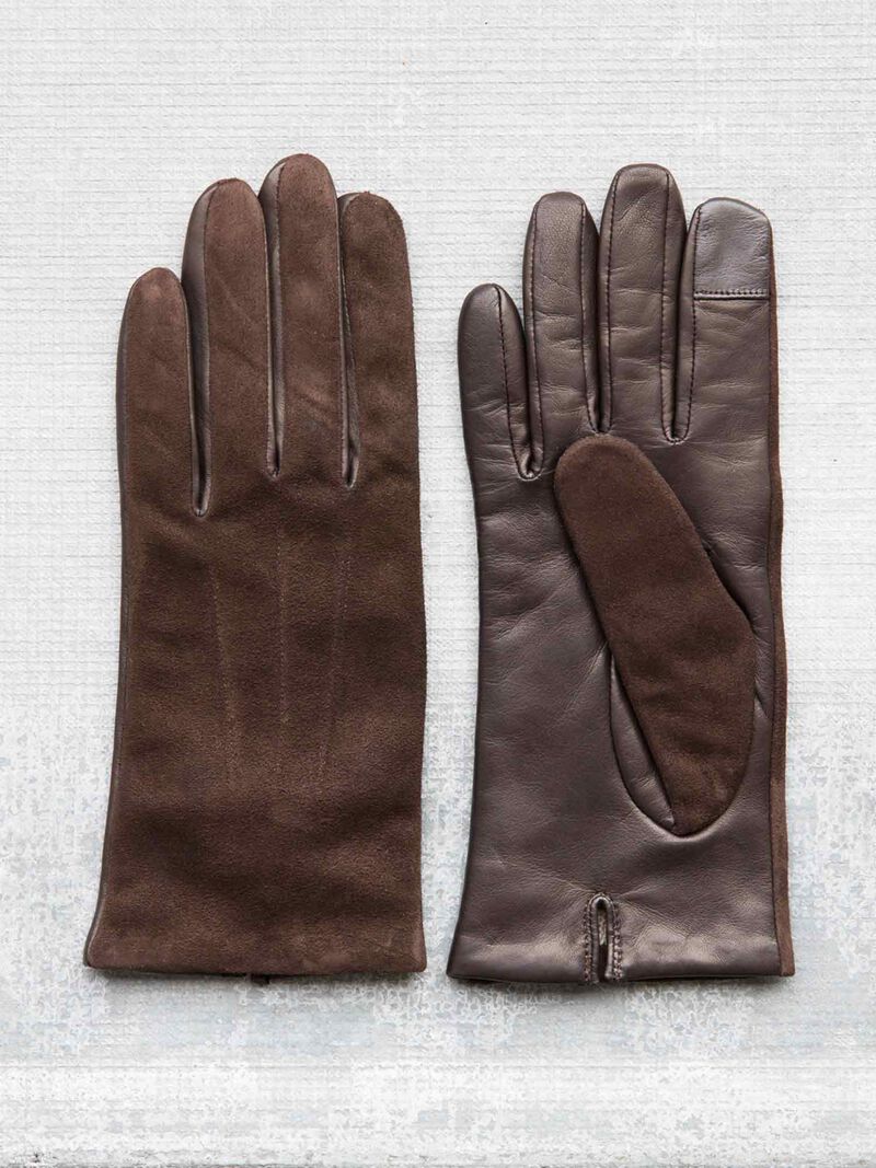 Woman Wears Amato Touch Tech Leather Glove image number 0