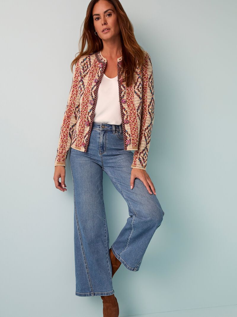 Woman Wears 28" Forward Seam Weekend Jeans image number 4