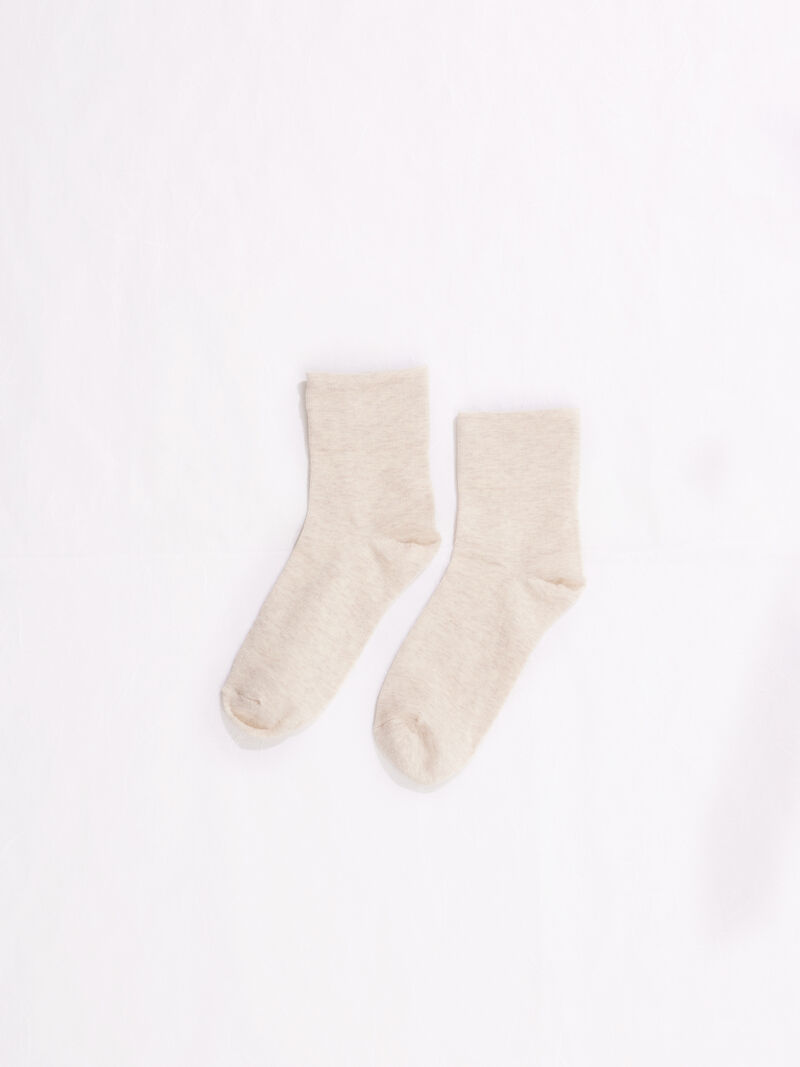 Woman Wears Le Bon Shoppe Sneaker Socks image number 0