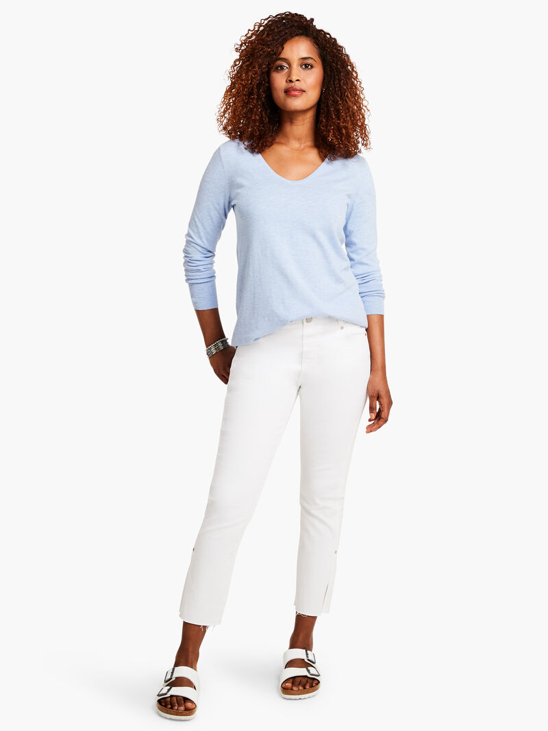 Woman Wears Liverpool - Gia Glider Crop Cut Hem Jean W Slit image number 3