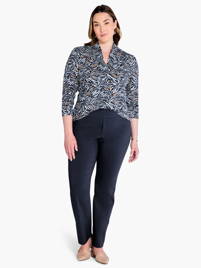 Woman Wears Forest Fern Top image number 3
