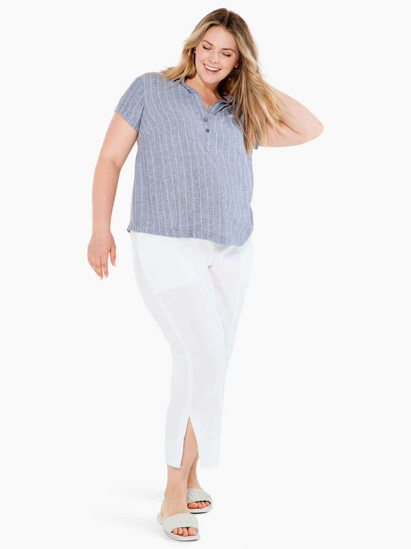 Woman Wears Rumba Park Wide-Leg Pant image number 3