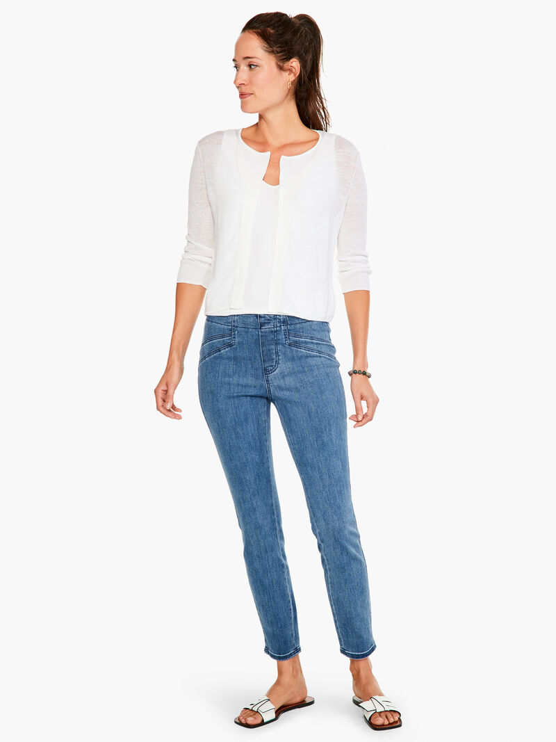 Woman Wears Easy Featherweight Cardigan image number 3
