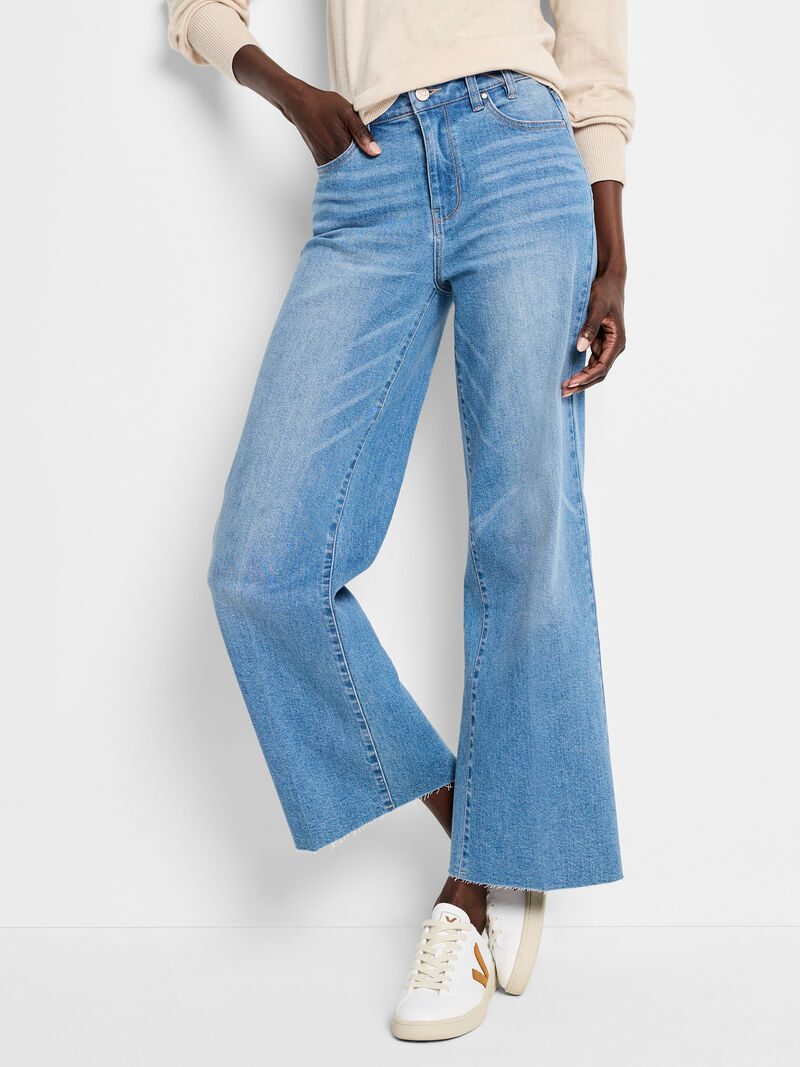 Woman Wears NZ Denim 28" Weekend Wide Leg Jeans image number 0