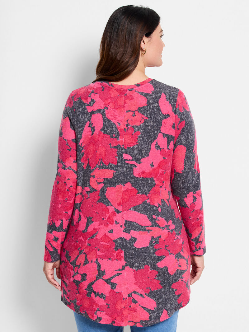 Woman Wears NZT Shadow Floral Long Sleeve Shirttail Tee image number 2