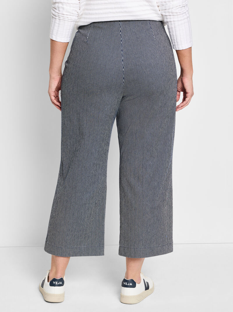 Woman Wears All Day Stripe Wide-Leg Jeans image number 3