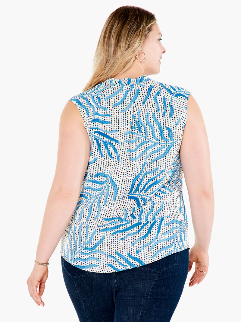 Woman Wears Palm Dot Tank image number 2