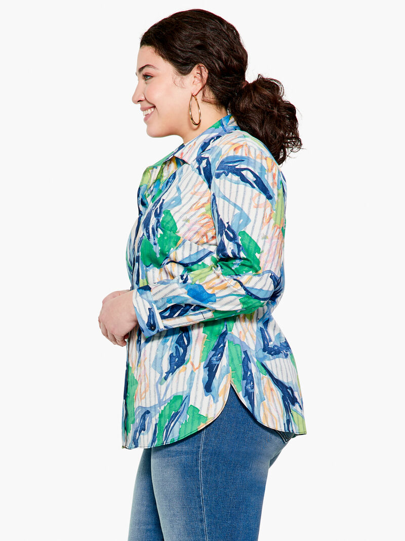 Woman Wears Scribble Vines Top image number 2