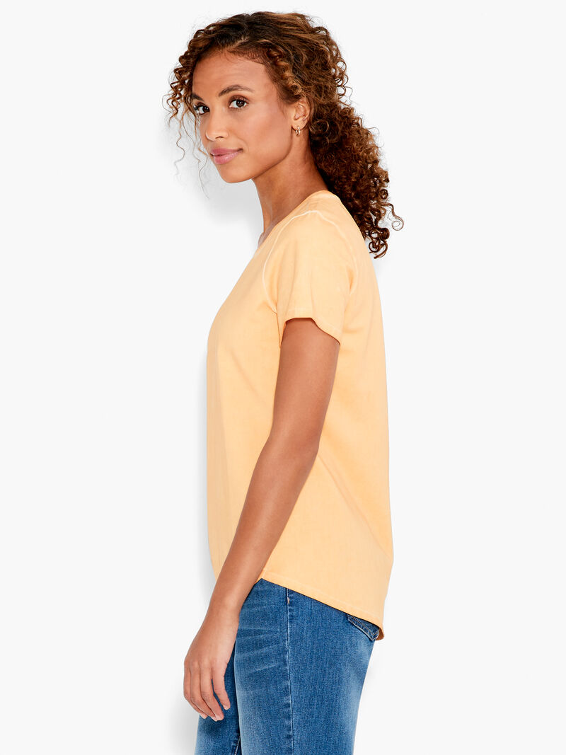 NZT Short Sleeve Shirt Tail Crew Neck Tee