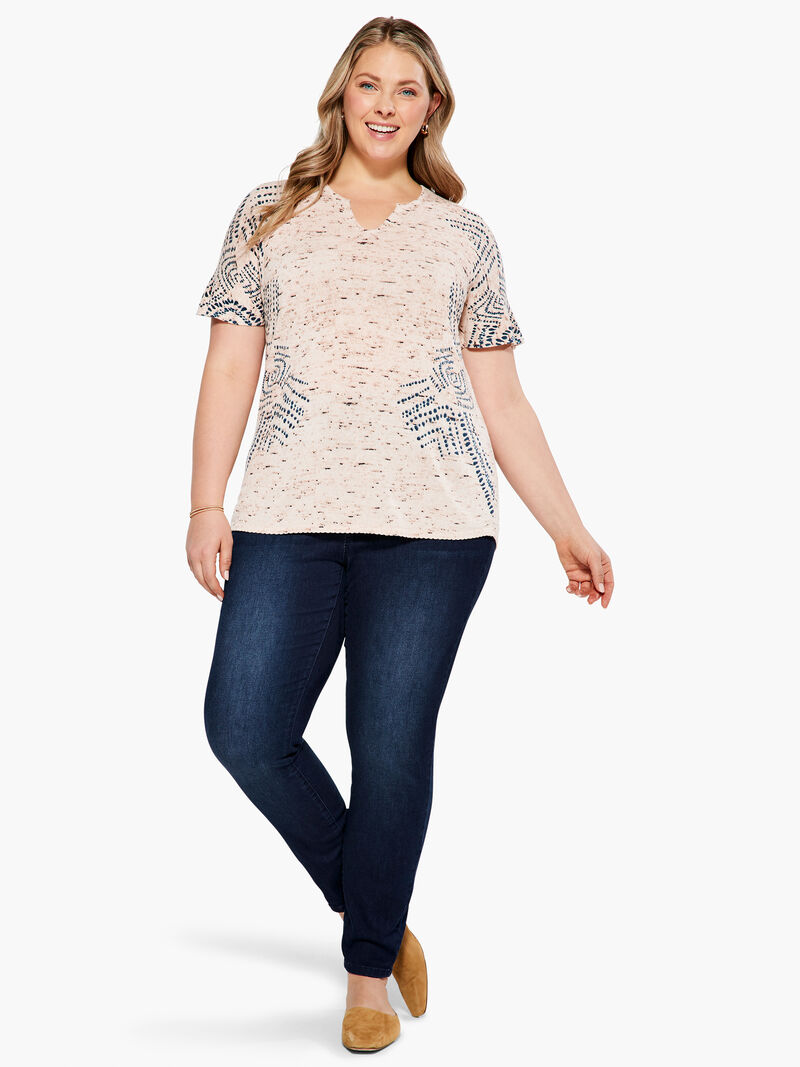 Woman Wears Shoreline Sweater image number 3
