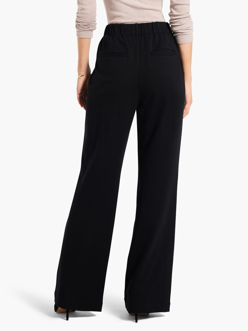 Woman Wears 31" Knit Wide Leg Pleated Pant image number 3