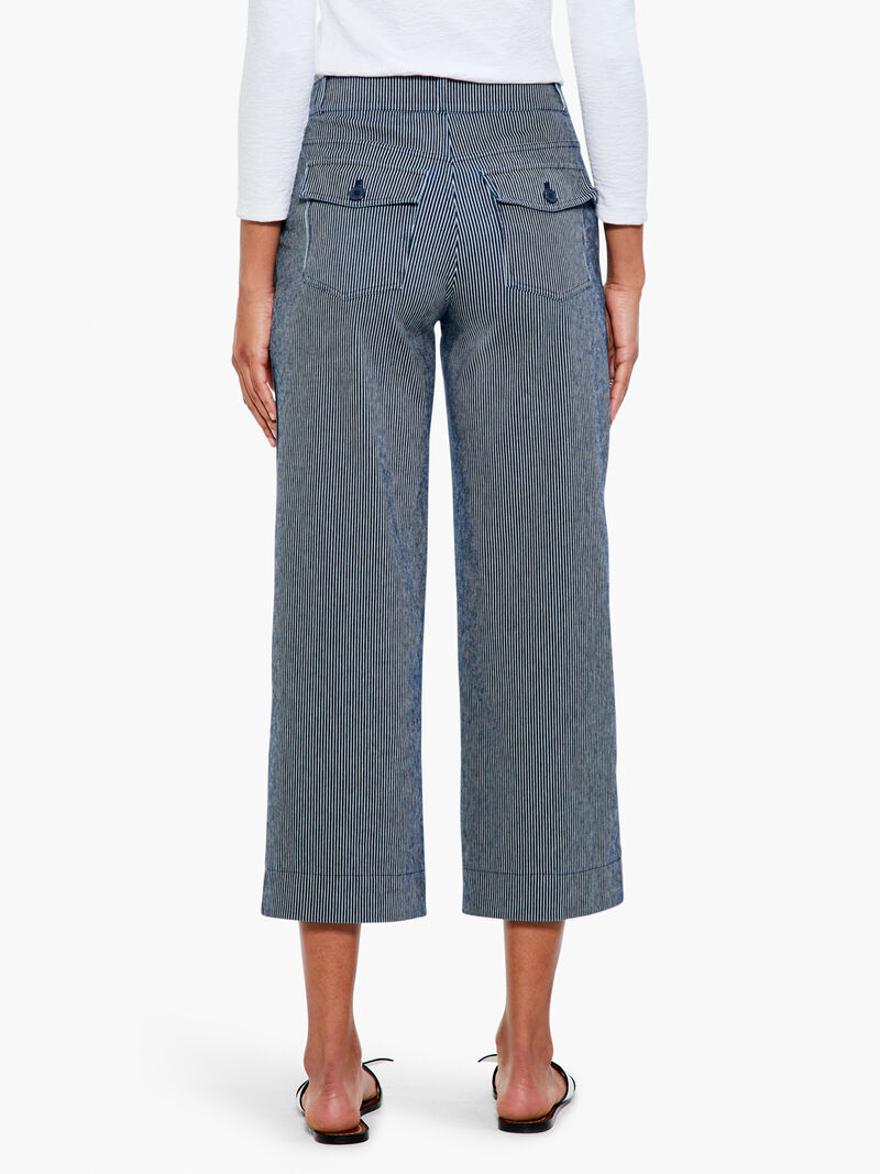 Woman Wears Railroad Stripe Wide-Leg Pocket Pant image number 3