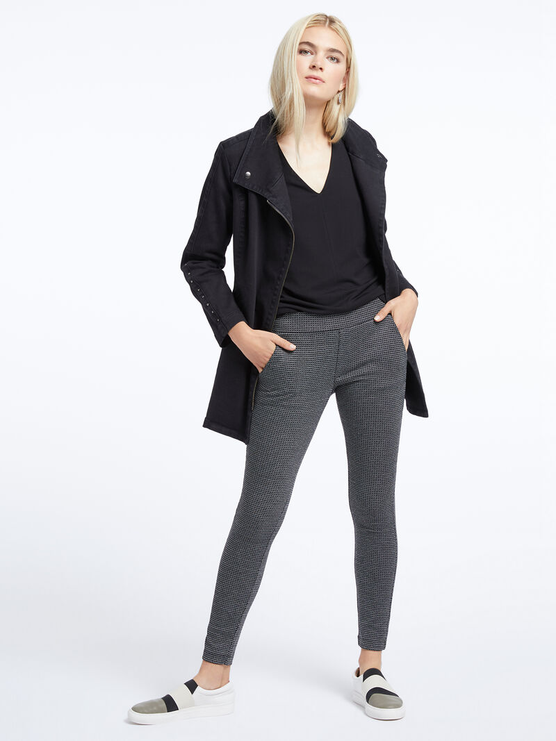 
                    Pattern Knit Pant