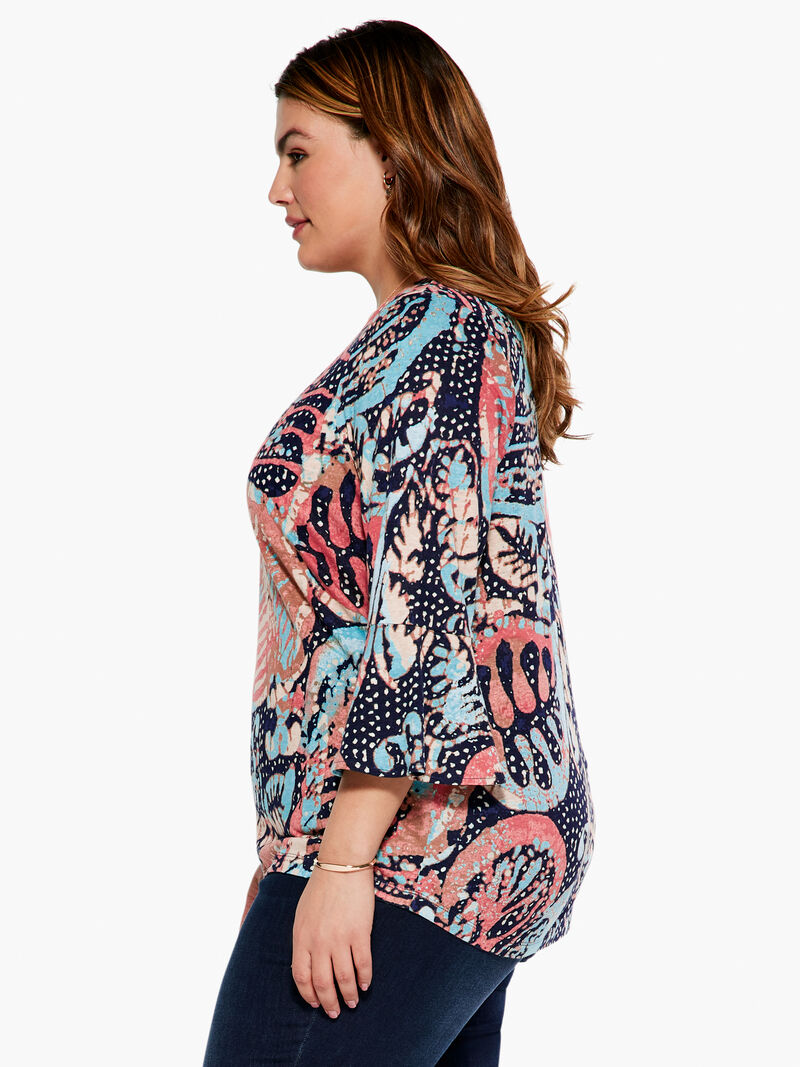 Woman Wears Batik Stamp Top image number 1