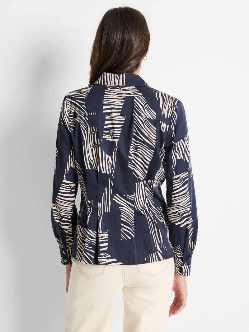 Woman Wears Zebra Stripe Shirt image number 3
