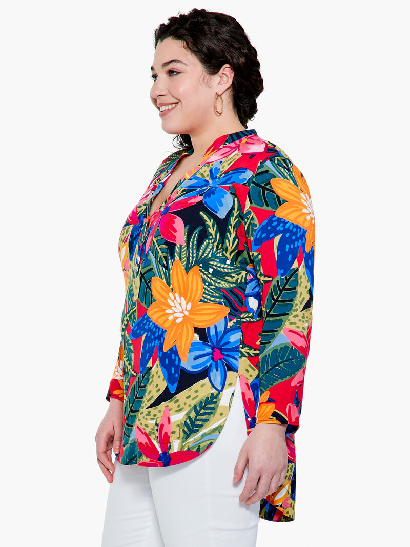 Woman Wears Lush Terrace Live In Top image number 1